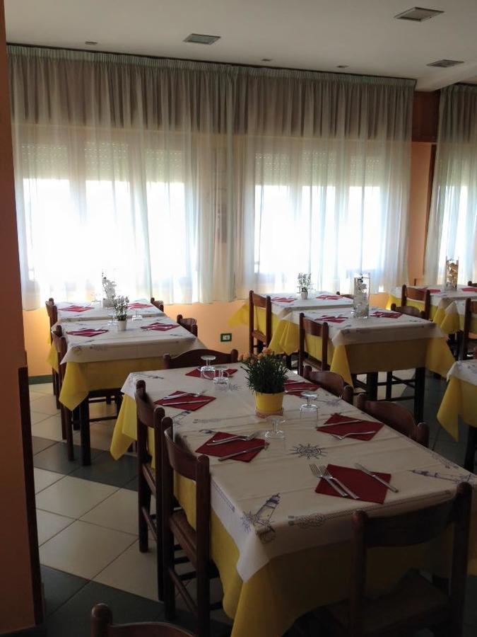 Hotel La Veranda Ardea Zewnętrze zdjęcie