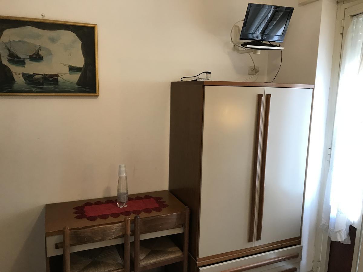 Hotel La Veranda Ardea Zewnętrze zdjęcie